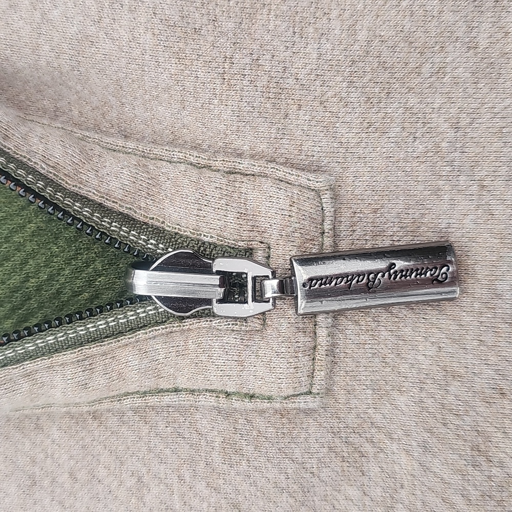 Tommy Bahama XL Men's Olive/Sand Reversible Quarter-Zip Sweatshirt/Sweater - Picture 4 of 12